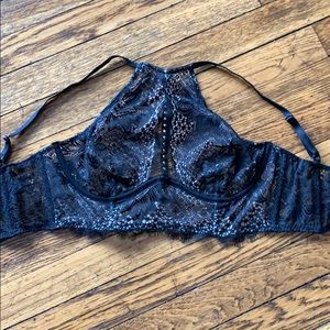 NWOT Victoria secret black bra top 34 C